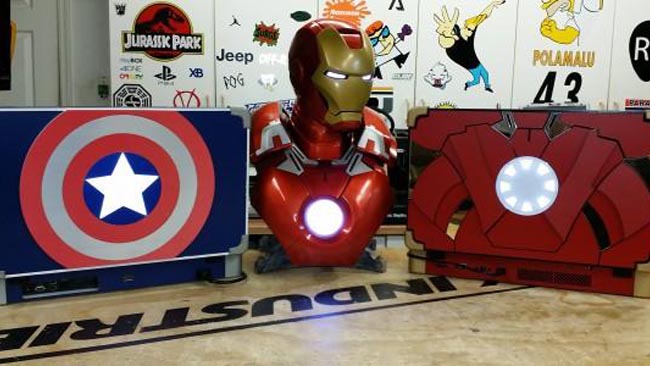 Фанатские переделки PS4 и Xbox One в стиле Железного Человека и Капитана Америки